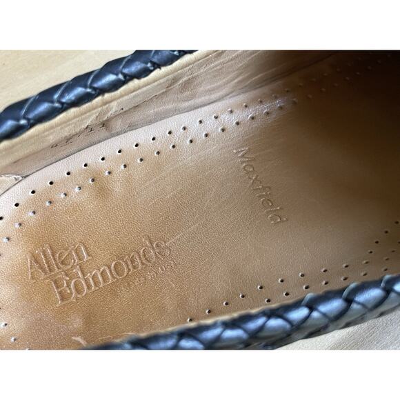 Allen Edmonds Maxfield Black Men\'s 10.5 C Width Slip-On Loafer Leather Tassel main image 9